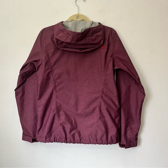 The North Face DryVent Rain Shell women’s size small waterproof wind proof - Picture 2 of 11